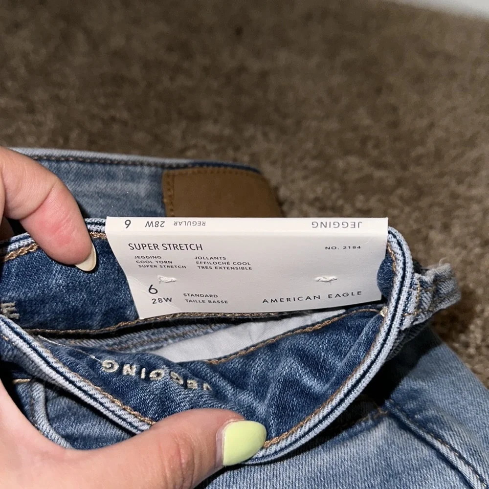 Never worn American Eagle Jeans - Picture 5 of 7